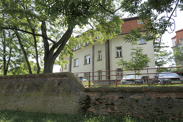 Jak se bydlelo na hradbách, vycházka 2. 6. (zdroj foto Jiří Sládeček)