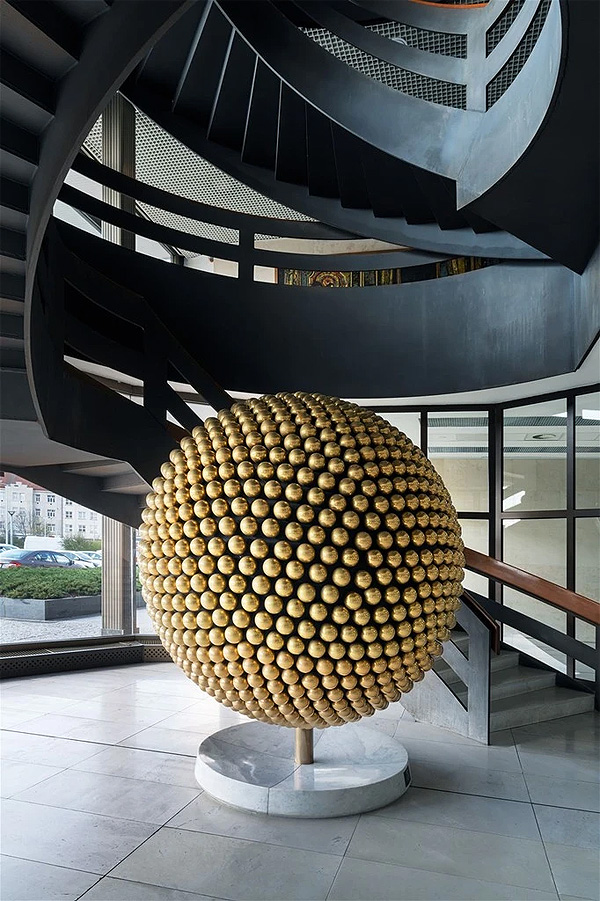 Umělecké interiéry Kongresového centra Praha, vycházka 31. 10. (zdroj: prague.eu/pragensia)