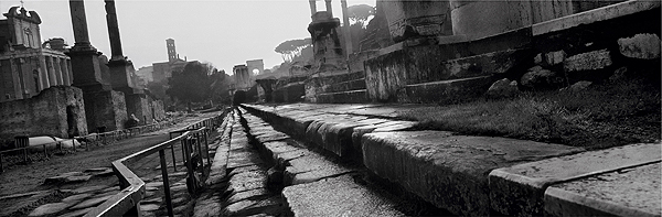 Itálie, Řím, 2000 (© Josef Koudelka / Magnum Photos, Courtesy of the Josef Koudelka Foundation)

