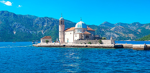 Černohorská všehochuť: od pobřeží až k vrcholkům hor