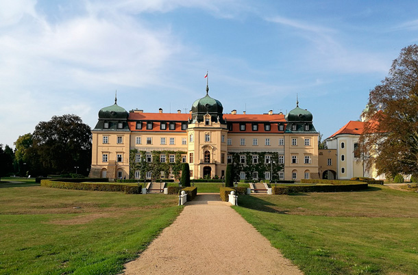 Zámek Lány (zdroj: hrad.cz)